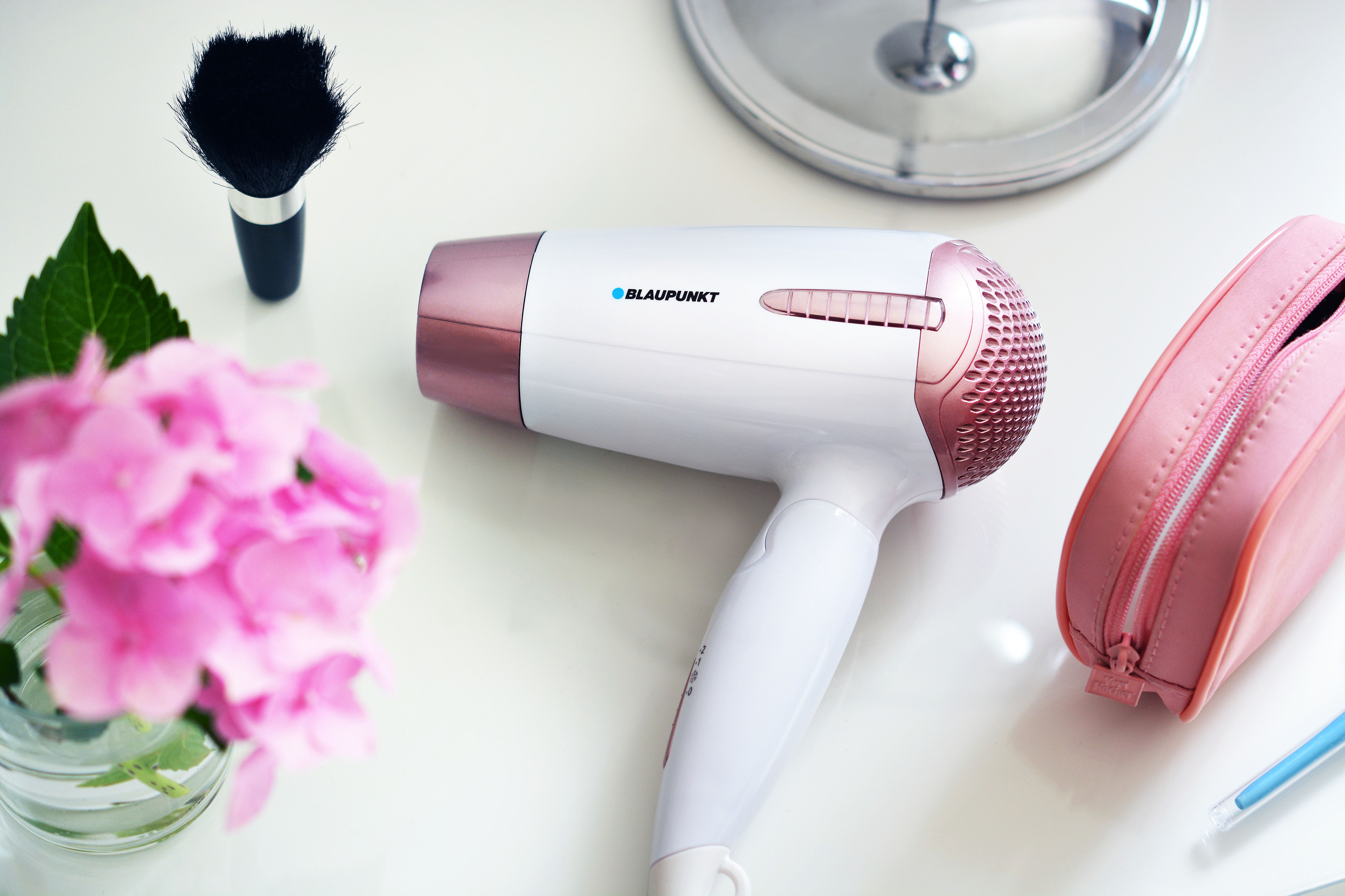 Blaupunkt HDD301RO hair dryer 1200 W White_3