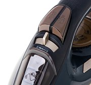 Camry CR 5036 3400W black-copper steam iron_4