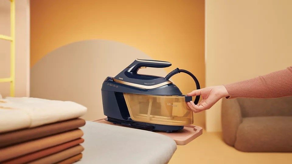 Philips PerfectCare 6000 Series PSG6066/20 2400 Watt Steam Generator_8