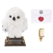 PROMO Wizarding World Interactive Owl Hedwig 6061829 p1 Spin Master_6