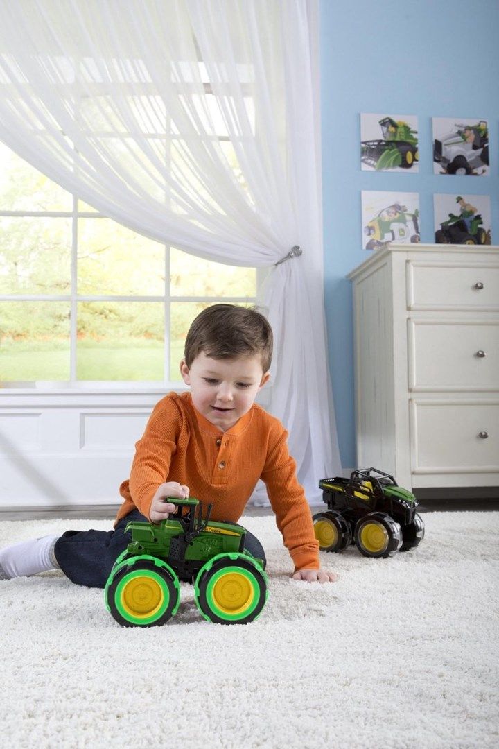 TOMY John Deere tractor Monster so.tires 46434_2