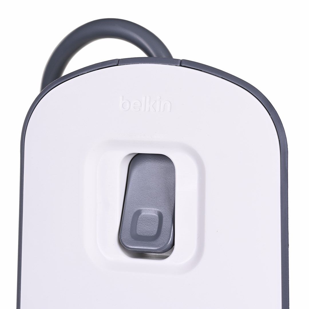 Belkin BSV804ca2M White 8 AC outlet(s) 2 m_4