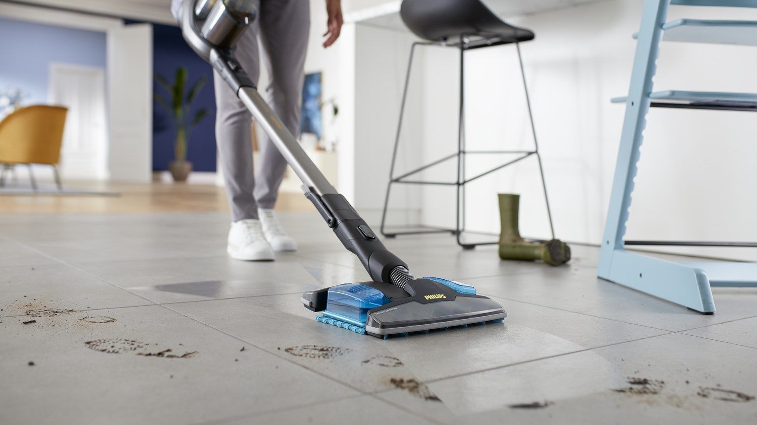 Philips 8000 Series Aqua Plus XC8349/01 Cordless Vacuum_6