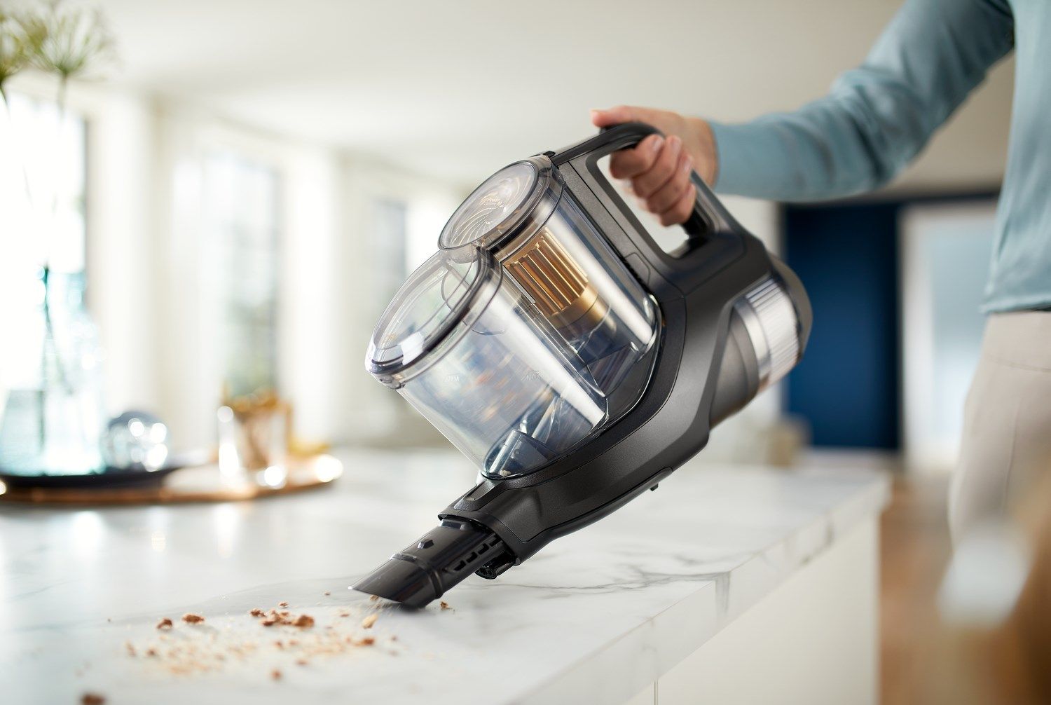 Philips 8000 Series Aqua Plus XC8349/01 Cordless Vacuum_8