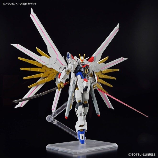 HGCE 1/144 MIGHTY STRIKE FREEDOM GUNDAM_4