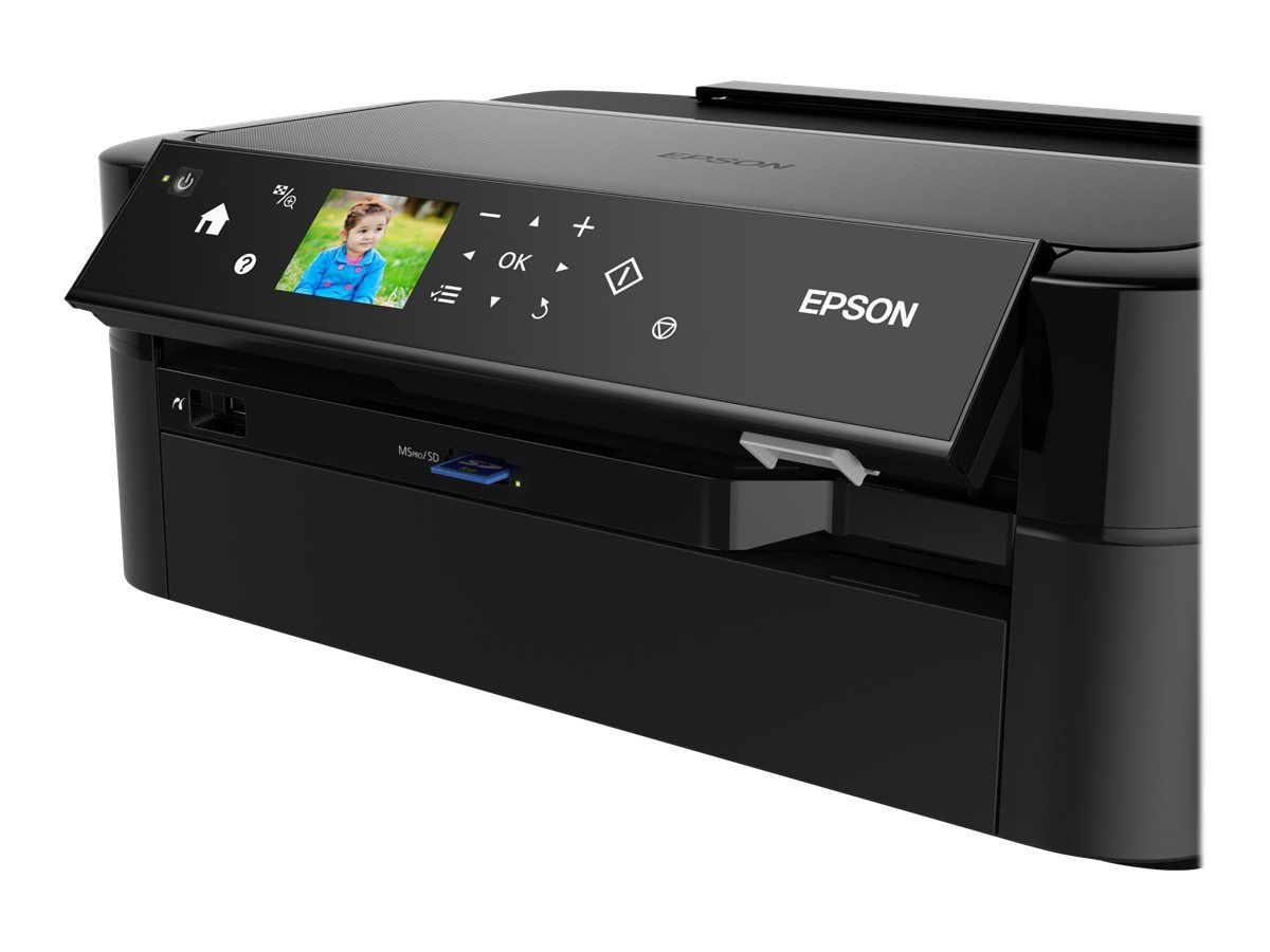 Imprimanta inkjet color CISS Epson L810, dimensiune A4, viteza max 37ppm alb-negru, 38ppm color, rezolutie printer 5760x1440dpi, alimentare hartie 100 coli, Borderless print, CD/DVD print, display LCD color touchpanel 6,9cm, interfata: USB 2.0, cerneala (70ml/culoare inclusa), consumabile: T67314A_2